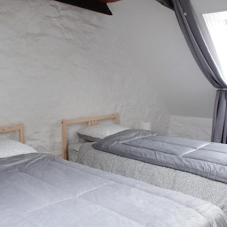 BOTOÙ KOAD, maison 2 ÉTOILES, WIFI gratuite, la MER, boulangerie, marché quotidien à 100 pas Douarnenez Exterior foto