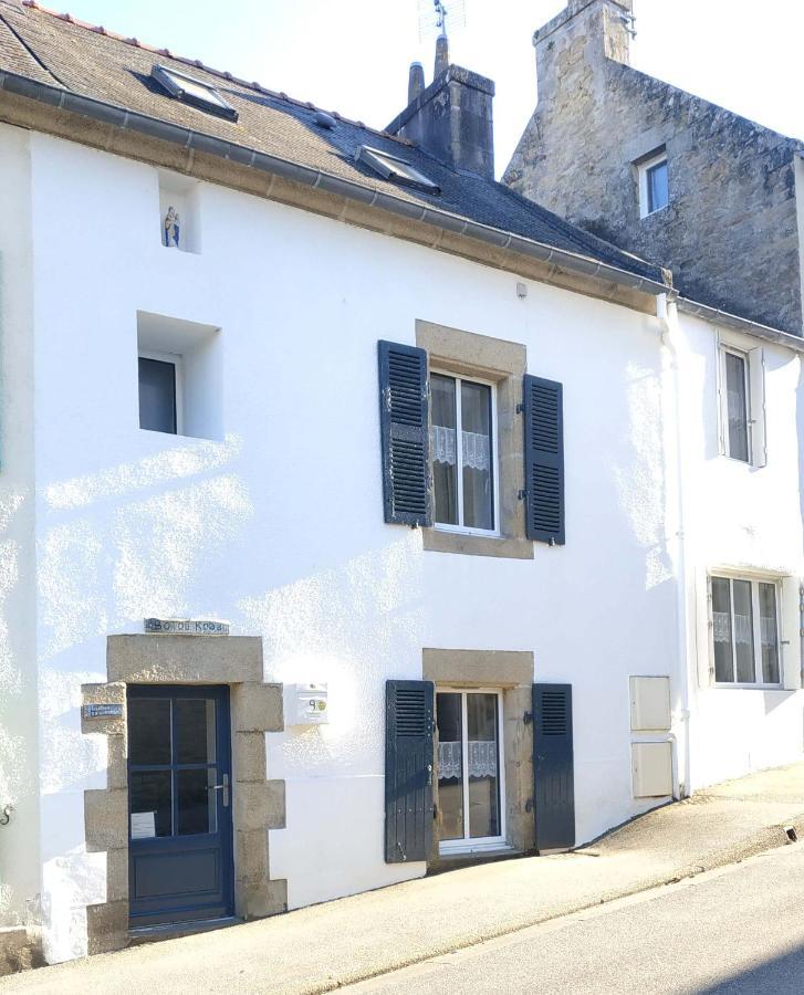BOTOÙ KOAD, maison 2 ÉTOILES, WIFI gratuite, la MER, boulangerie, marché quotidien à 100 pas Douarnenez Exterior foto
